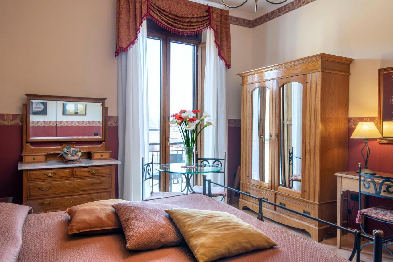 Pinto-Storey Hotel Neapol Zewnętrze zdjęcie